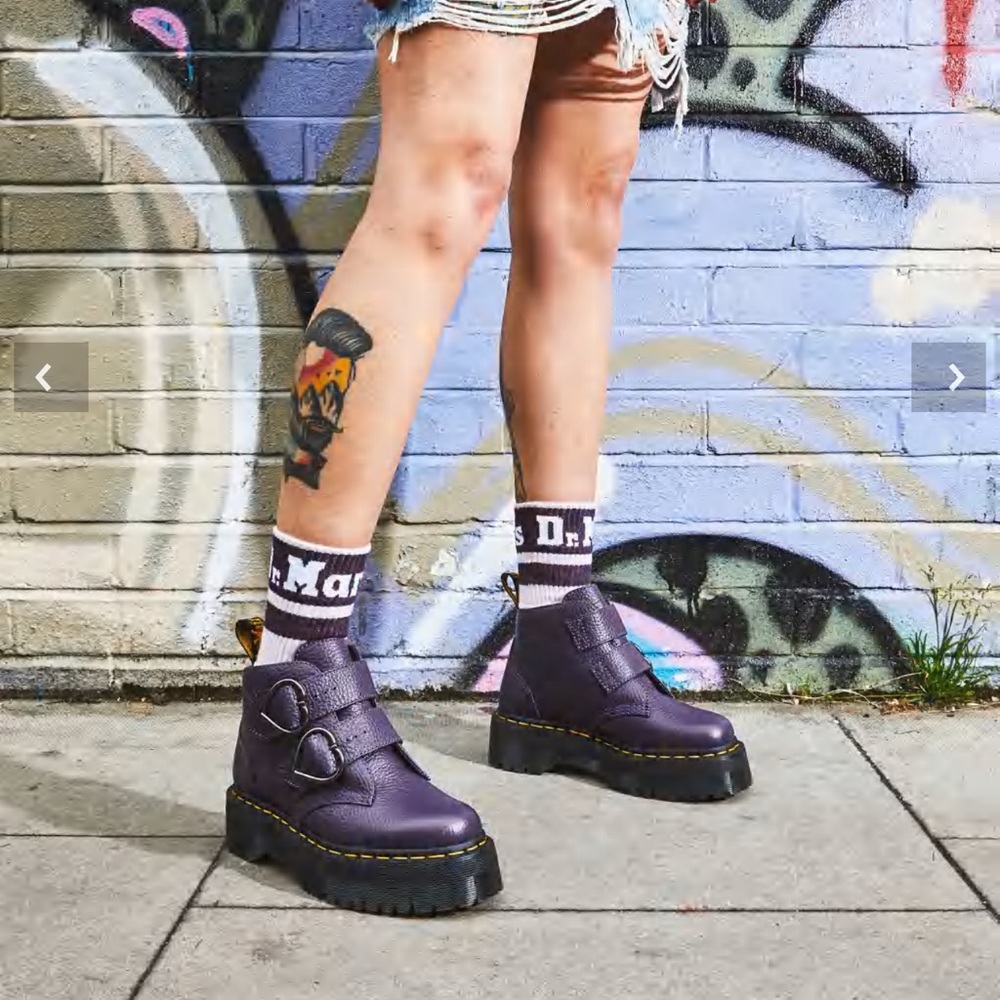Dr. Marten’s black currant purple Devon Heart Platform boots EUC